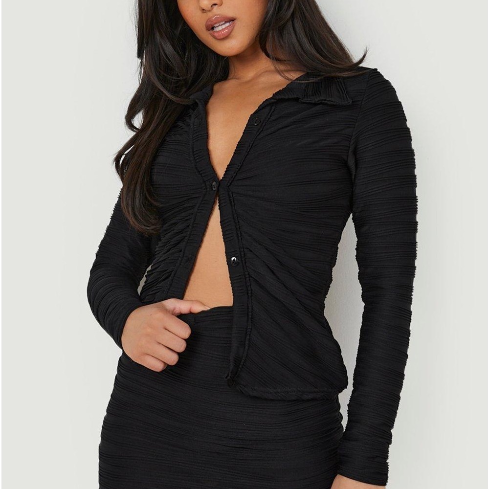 Ribbed ruched front shirt